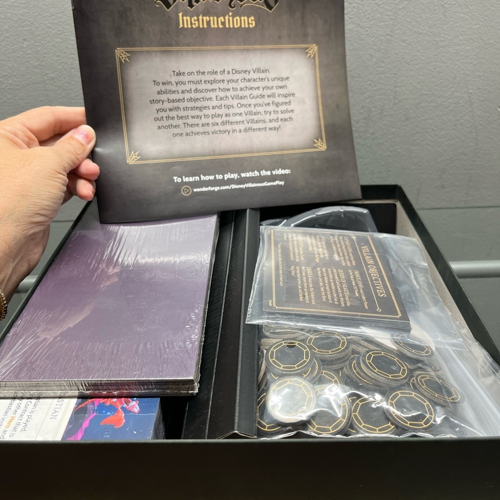 Disney Villians Game - Picture 3 of 3